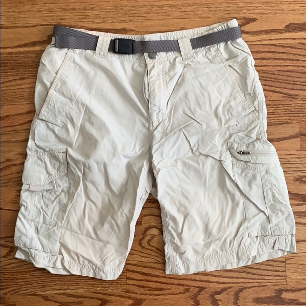 Columbia Omni-Shade Shorts (Khaki)